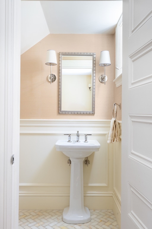 68 Dudley Street