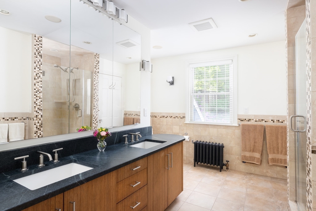 81 Intervale Road