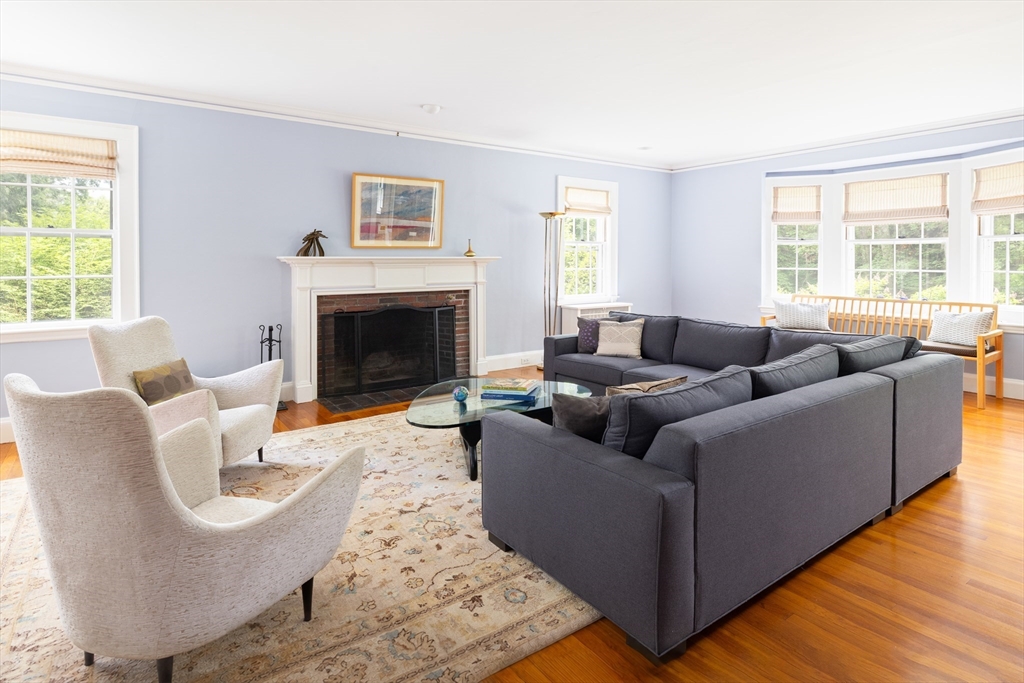 81 Intervale Road