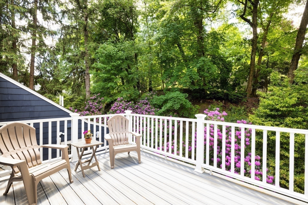 81 Intervale Road