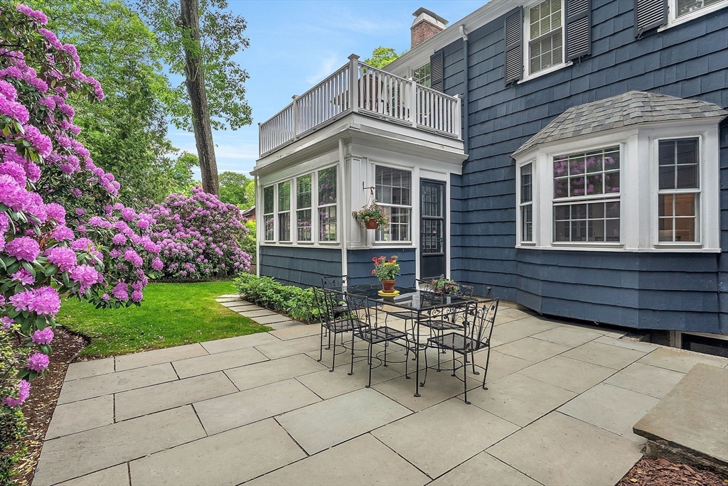 81 Intervale Road