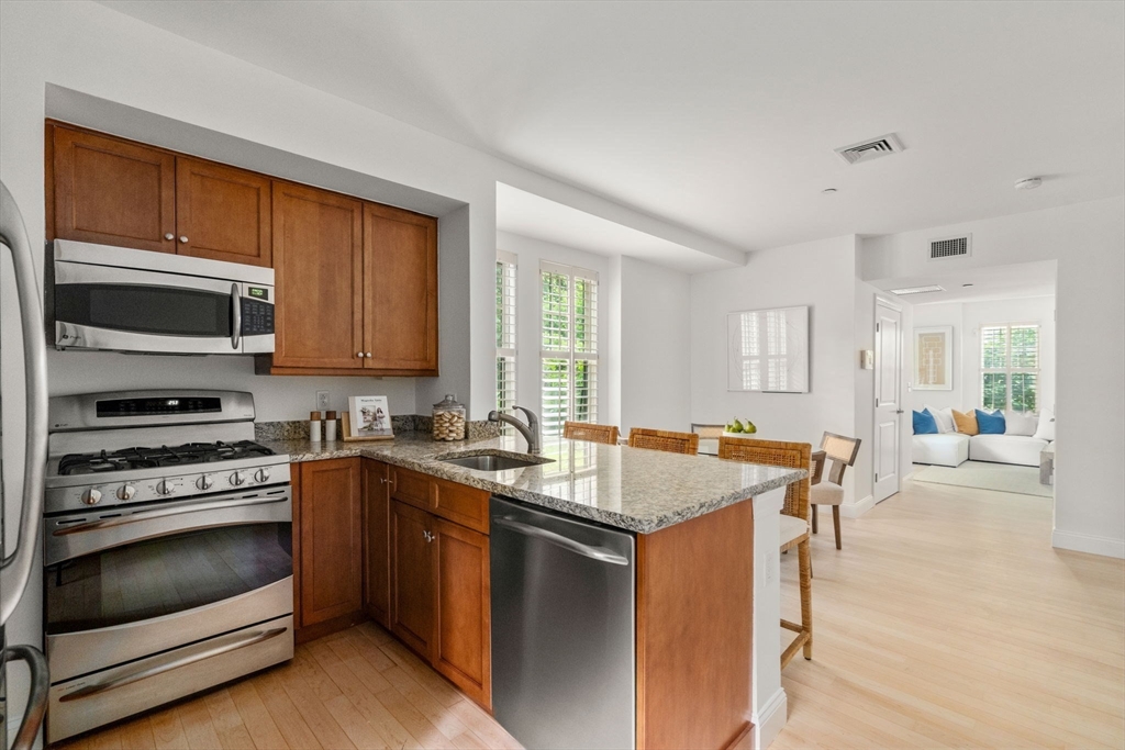 99 Crowninshield Rd # 99