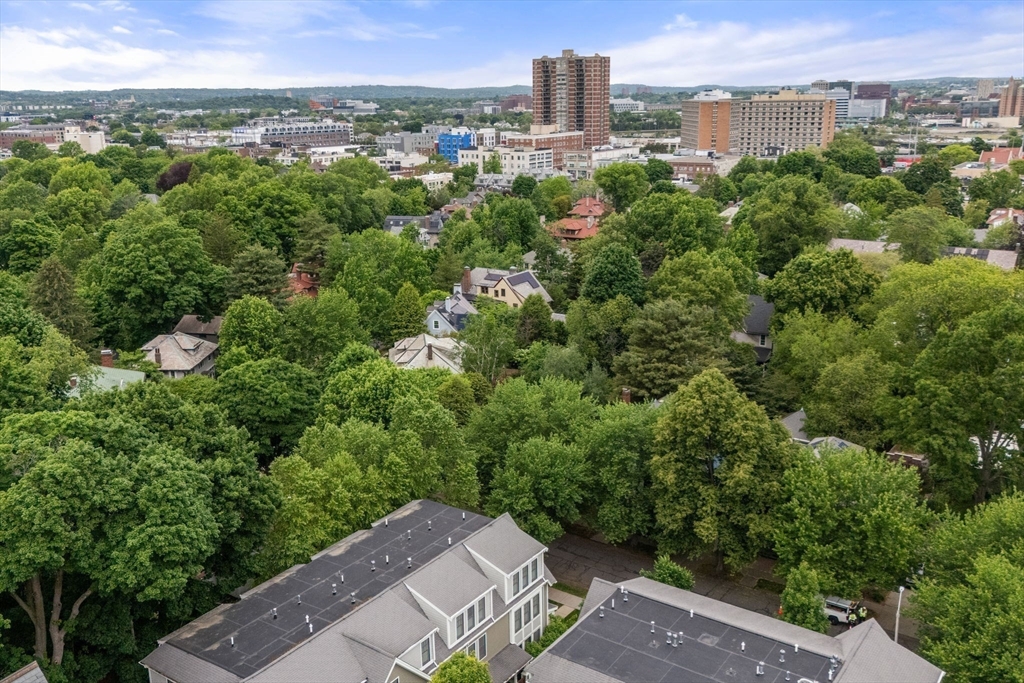 99 Crowninshield Rd # 99