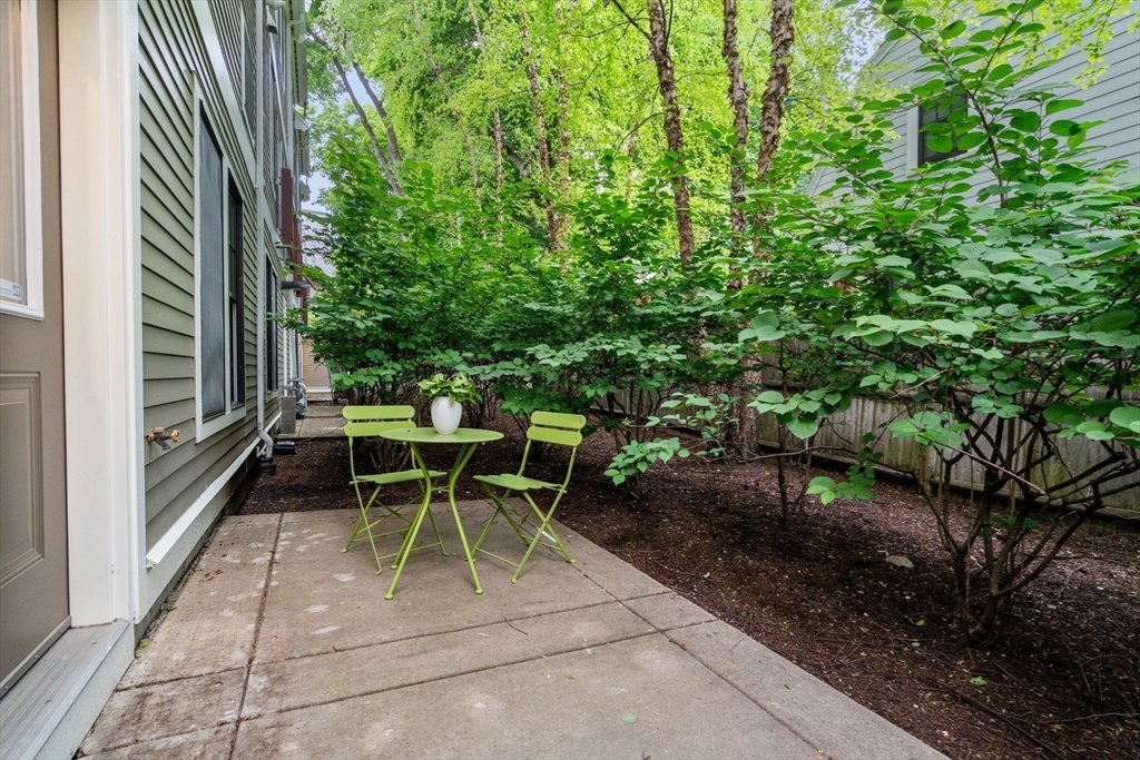 99 Crowninshield Rd # 99