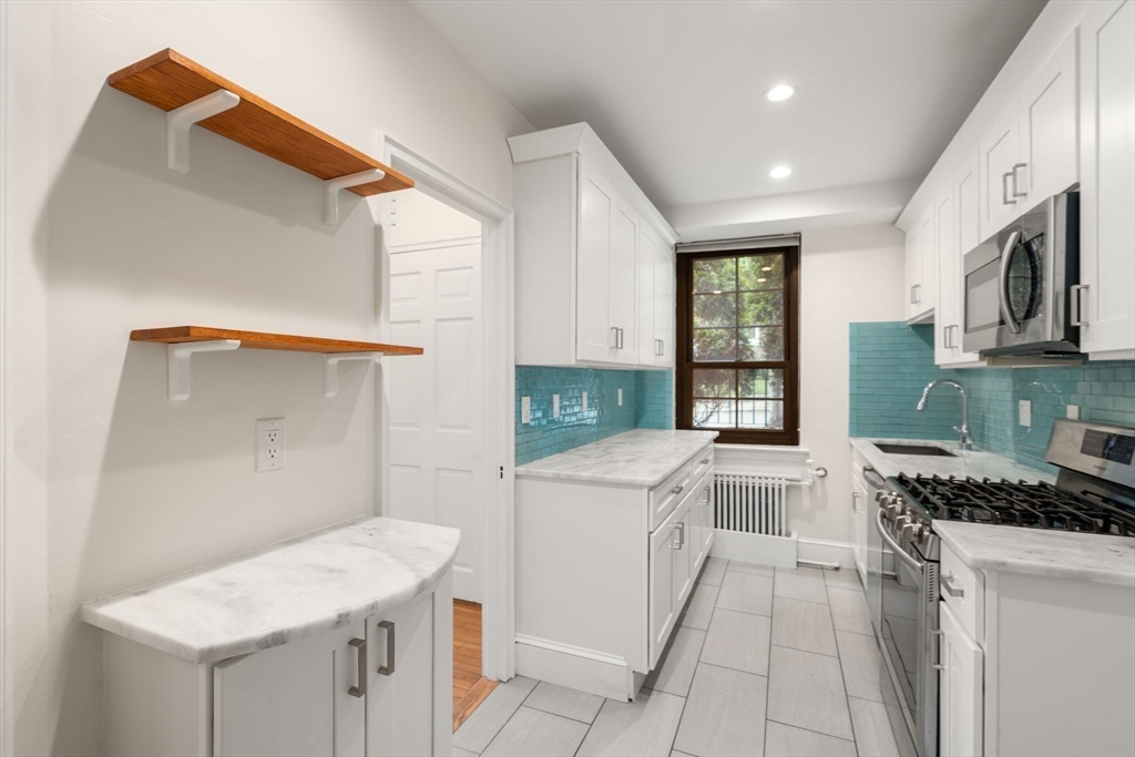 56 Garrison Rd # 56