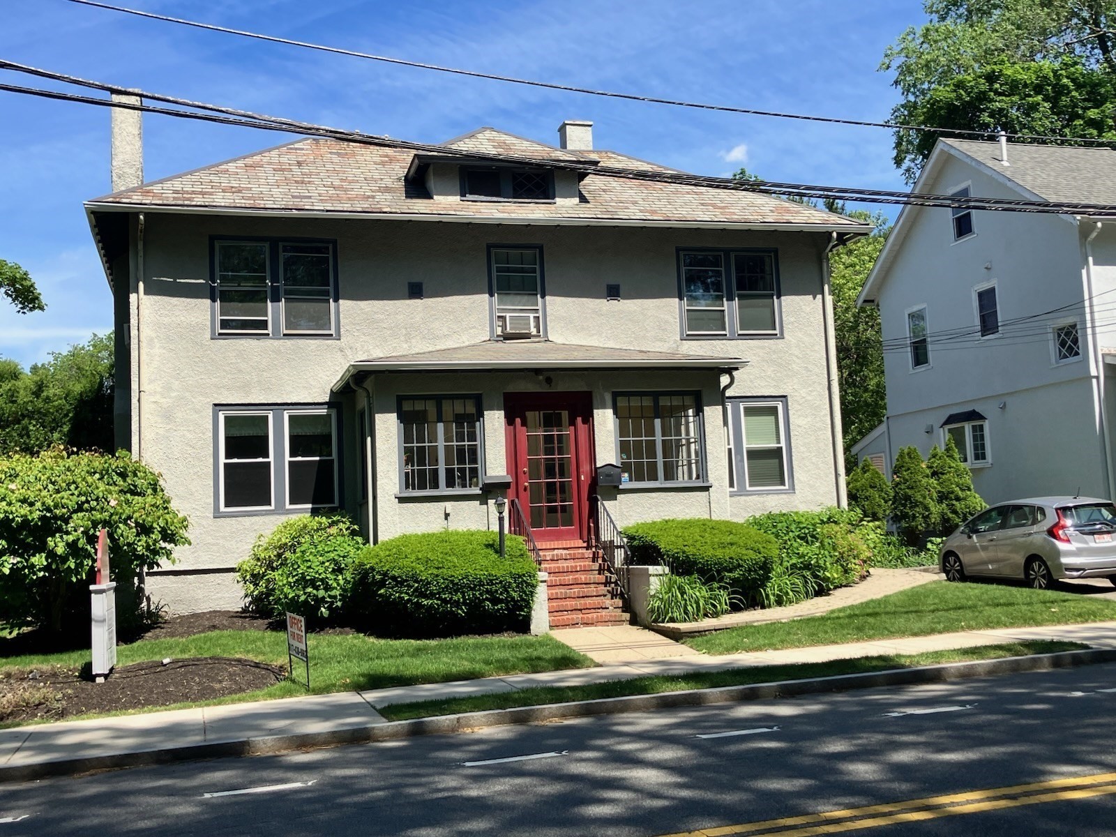846 Walnut St # 1