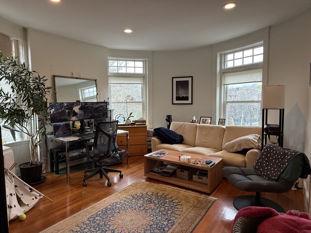 1871 Beacon St # 5