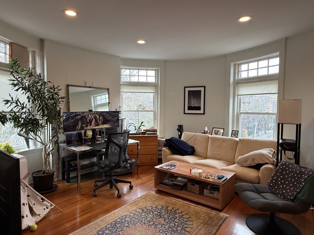 1871 Beacon St # 5