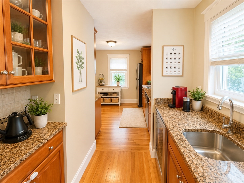71 Beechcroft Street # 2