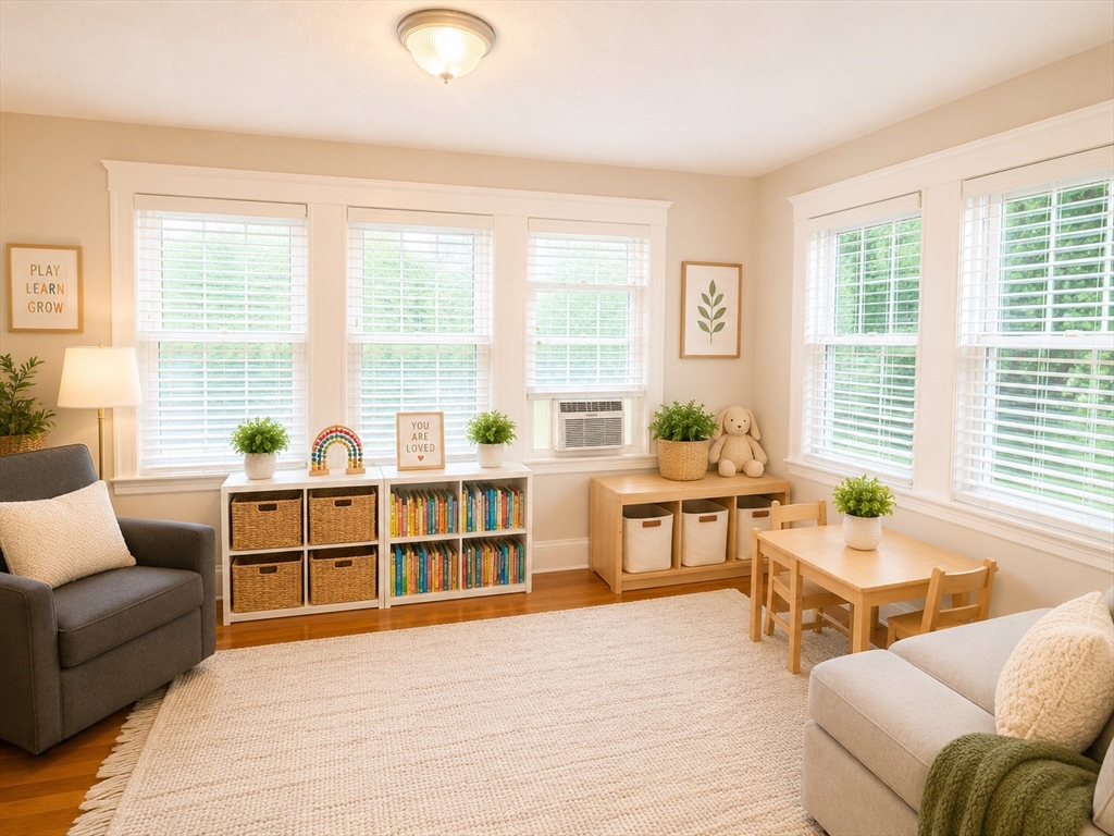 71 Beechcroft Street # 2