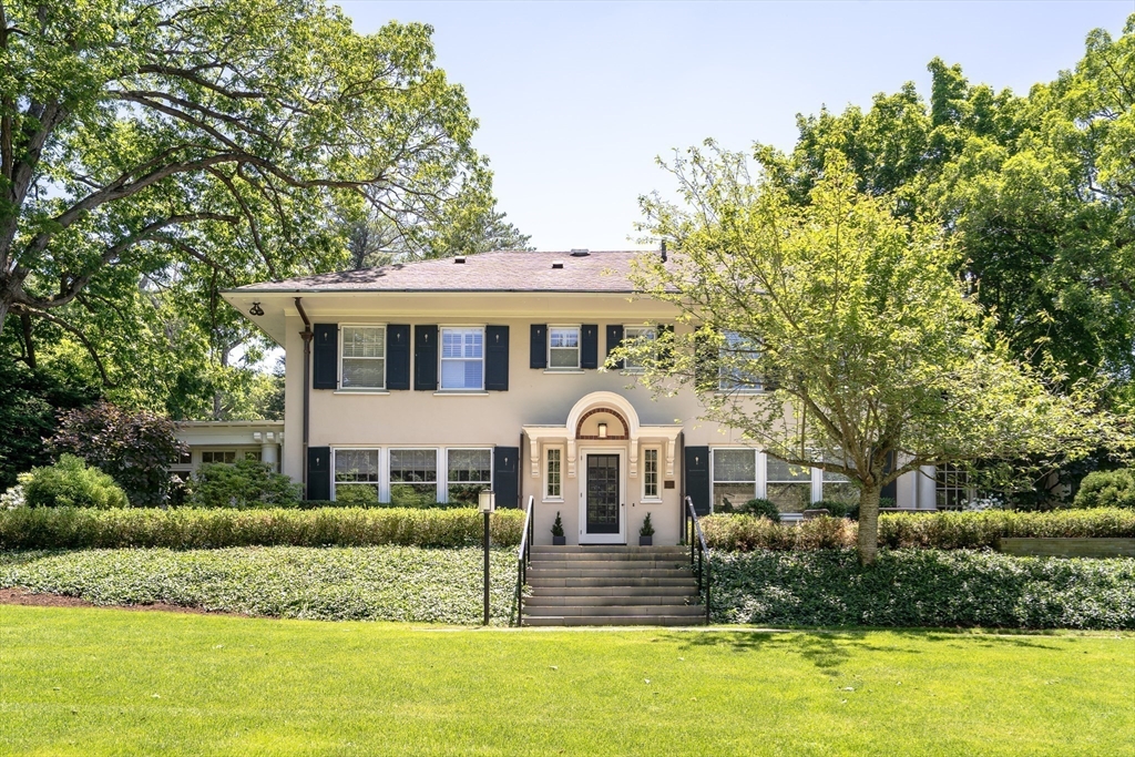 66 Beaumont Ave