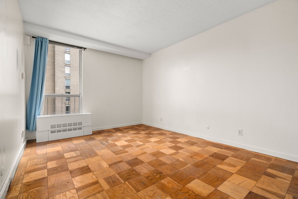 99 Pond Ave # 501