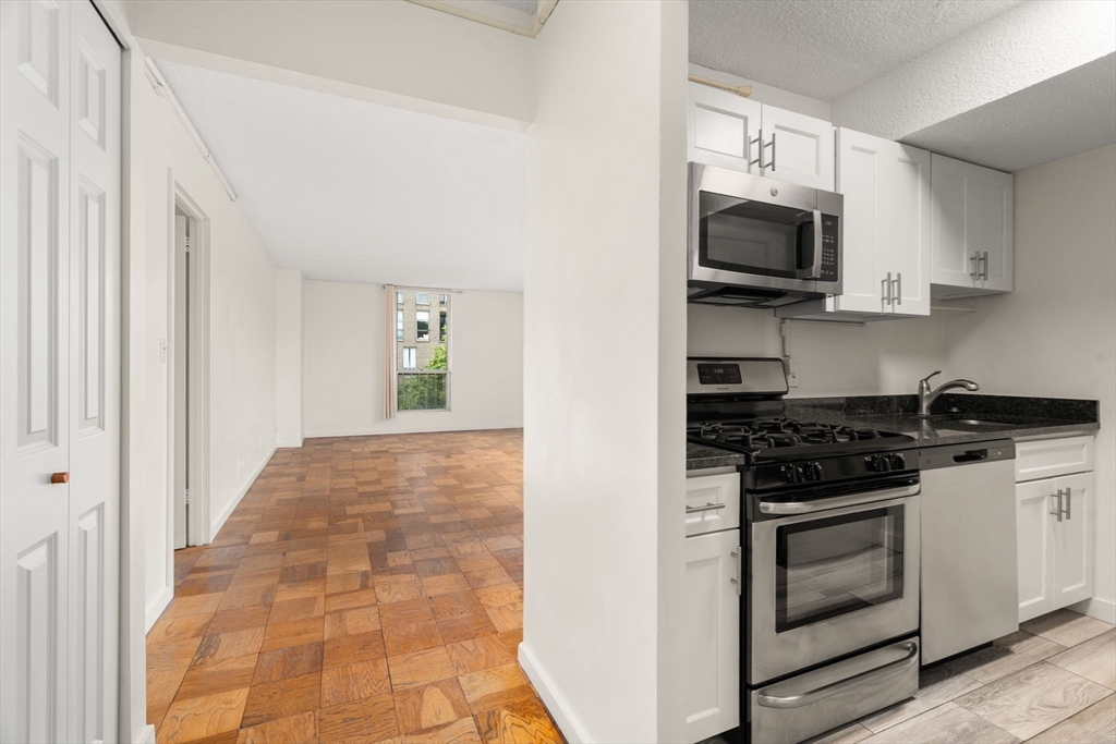 99 Pond Ave # 501