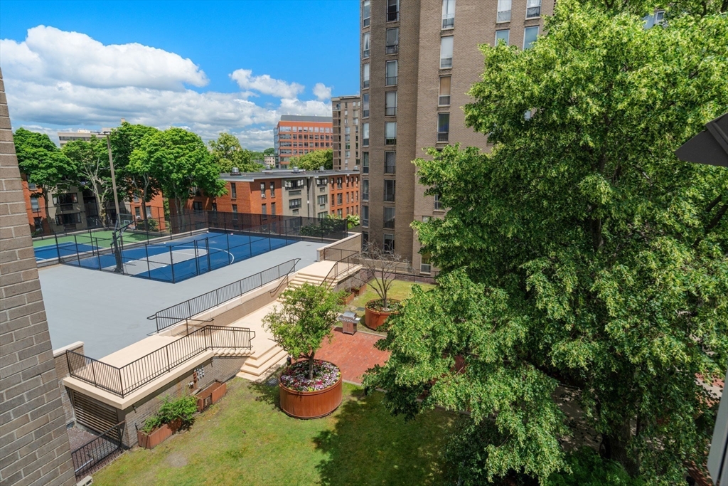 99 Pond Ave # 501