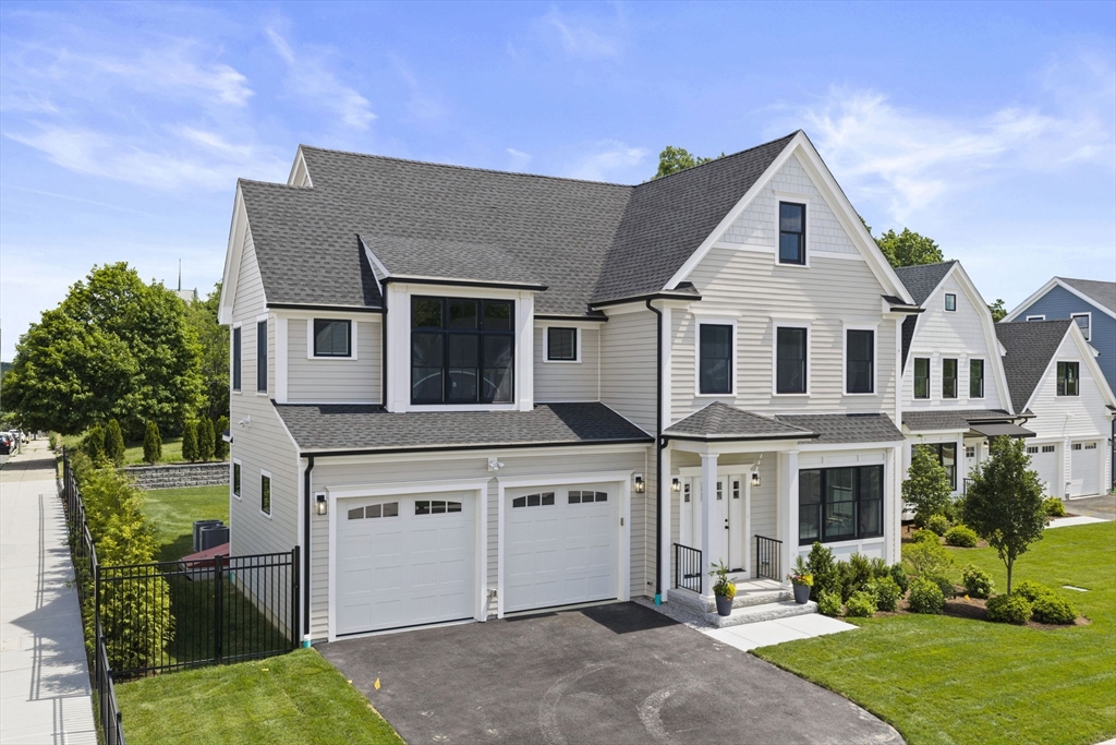 712 Washington
