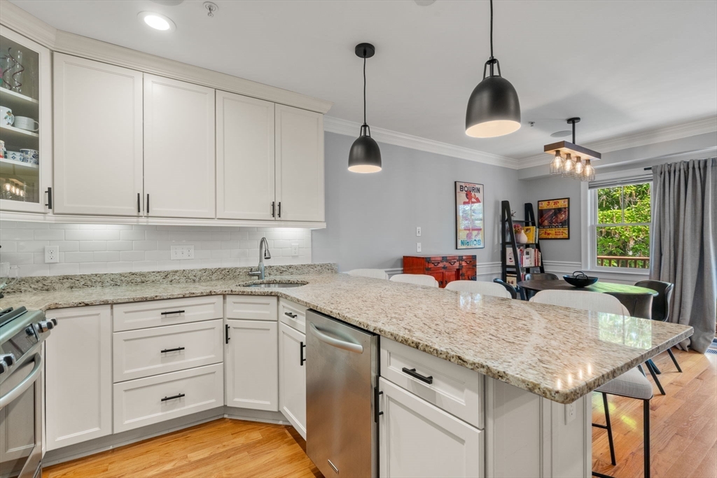 110 Park St # 5