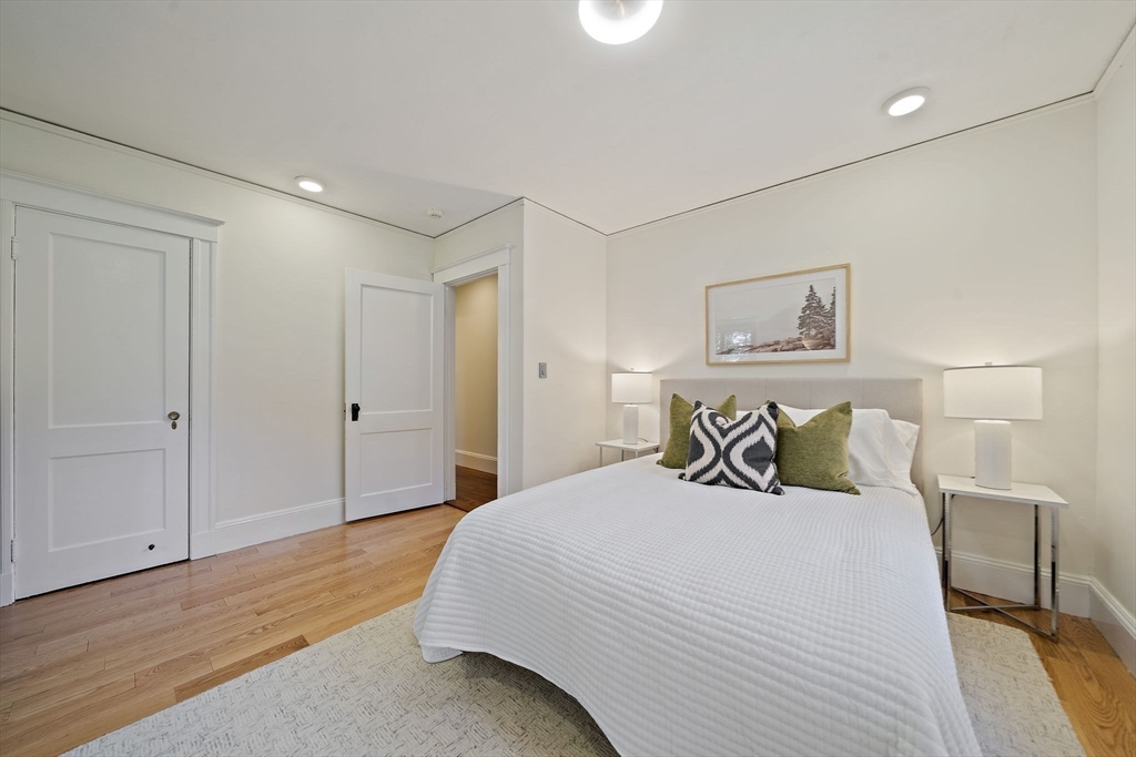 26 Hillside Rd
