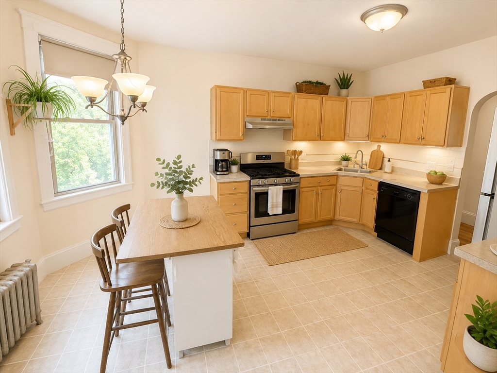 67 Nottinghill Road # 4