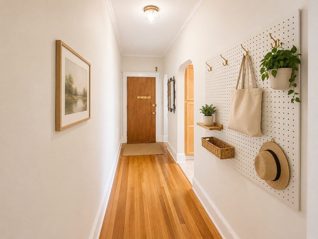 67 Nottinghill Road # 4