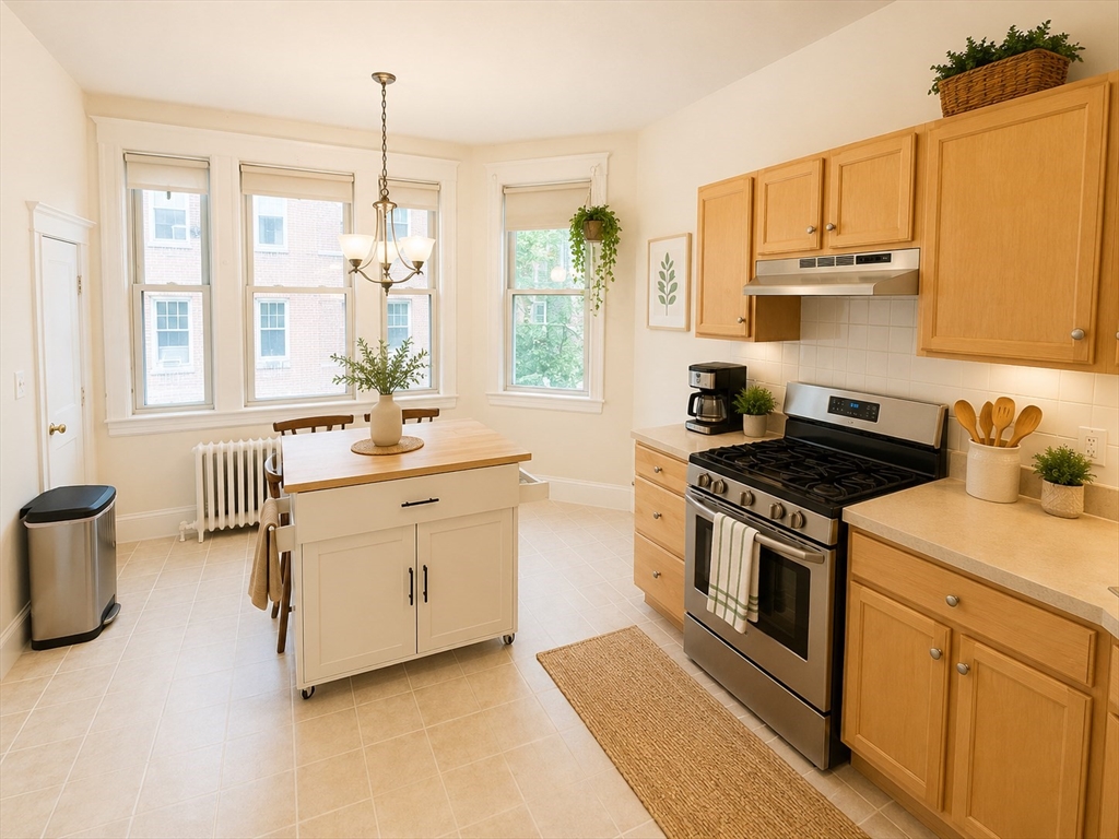 67 Nottinghill Road # 4