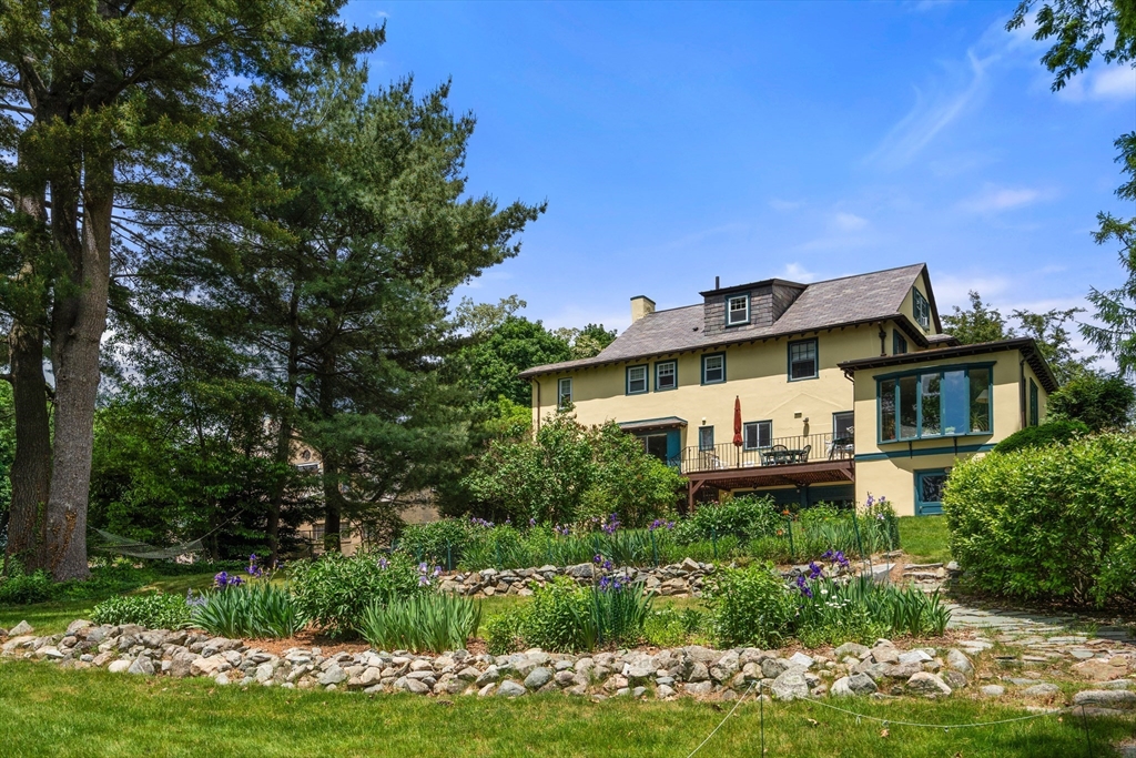 240 Windsor Rd