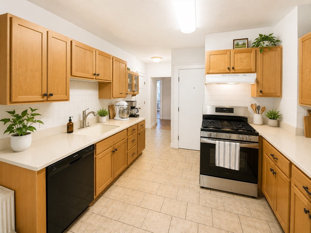 32 Claflin Rd # 2