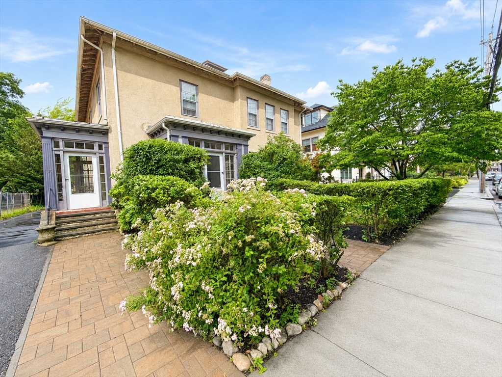 67 Green St # 67