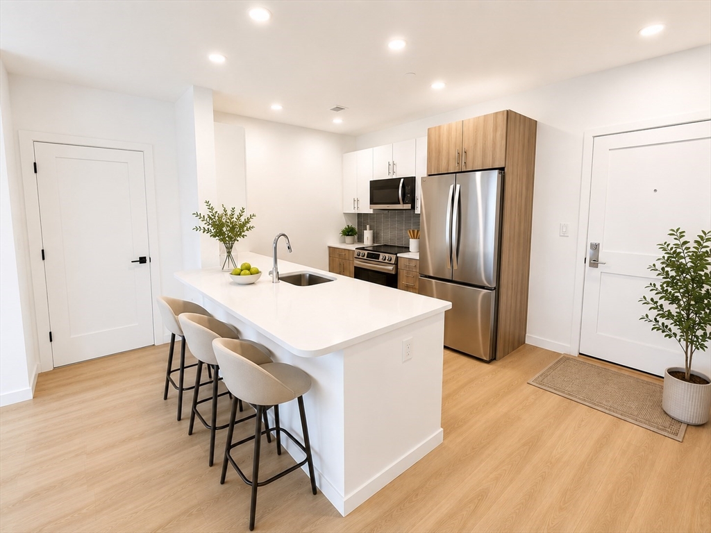 40 Centre St # 303