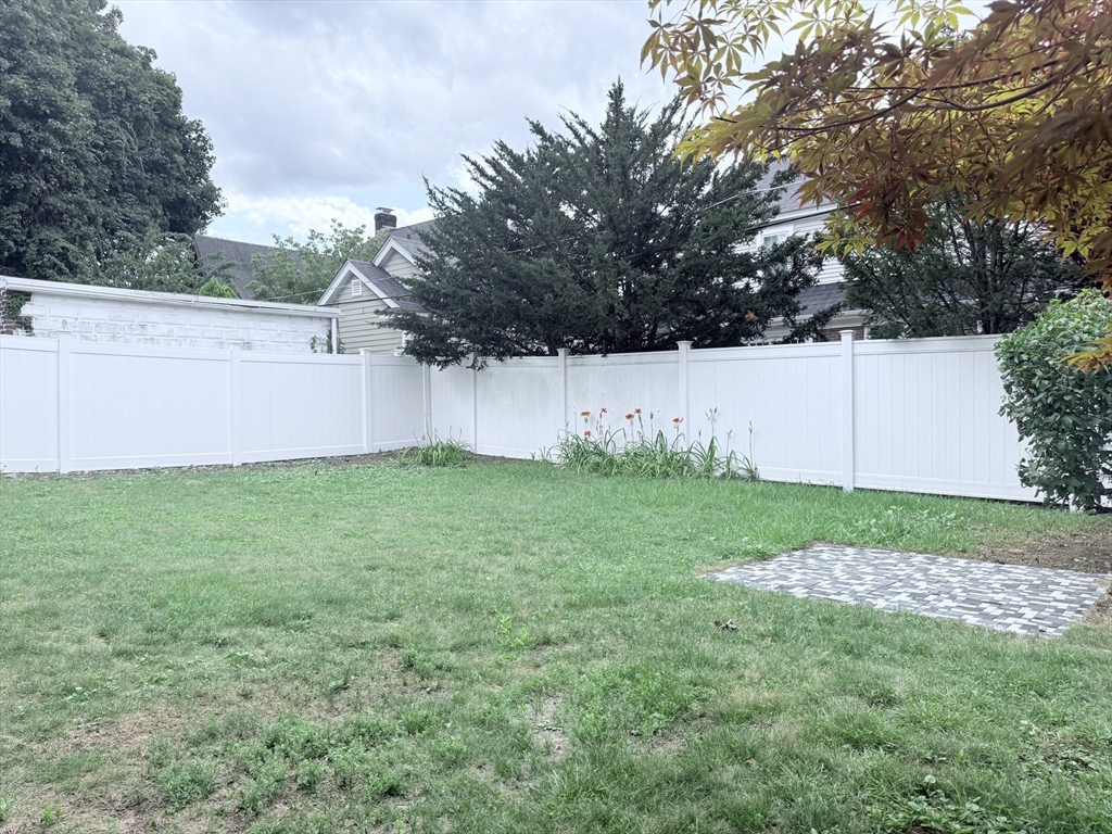 1639 Washington St Unit: HS