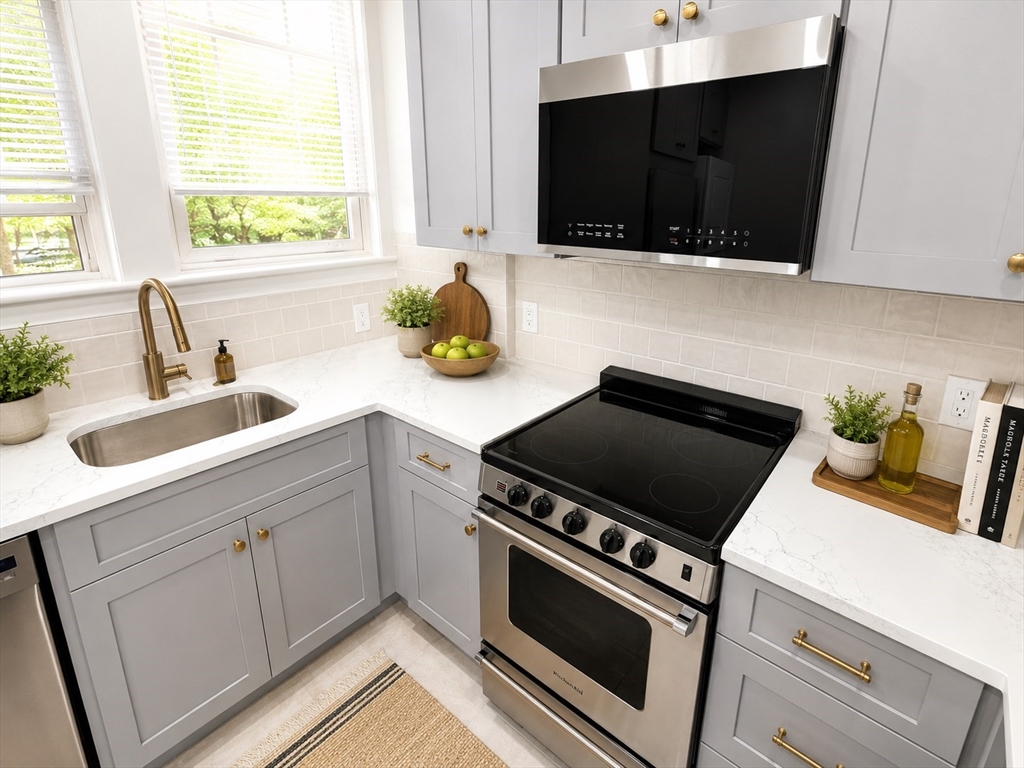 119 Freeman Street # 1