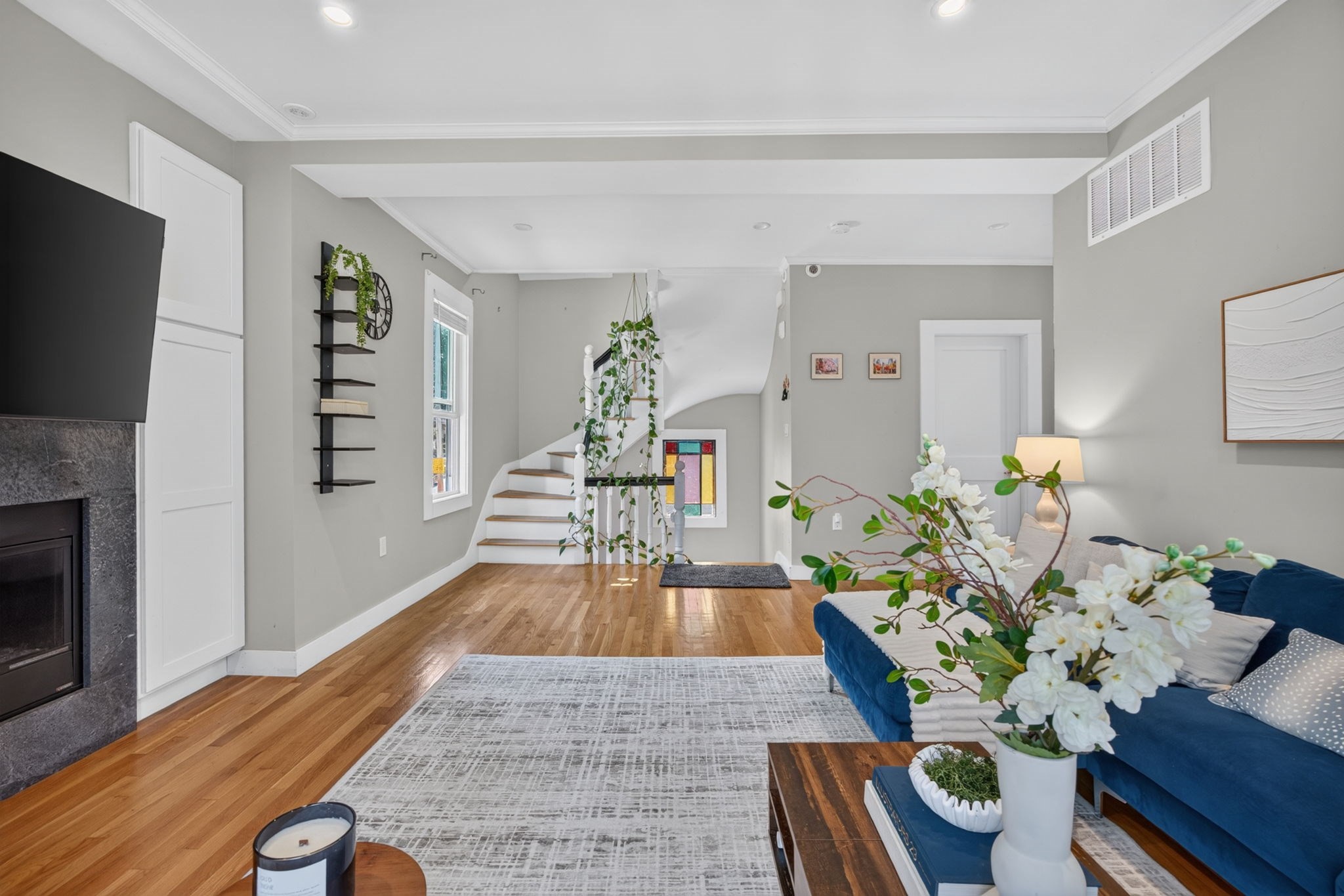 44 Worley Street # 2