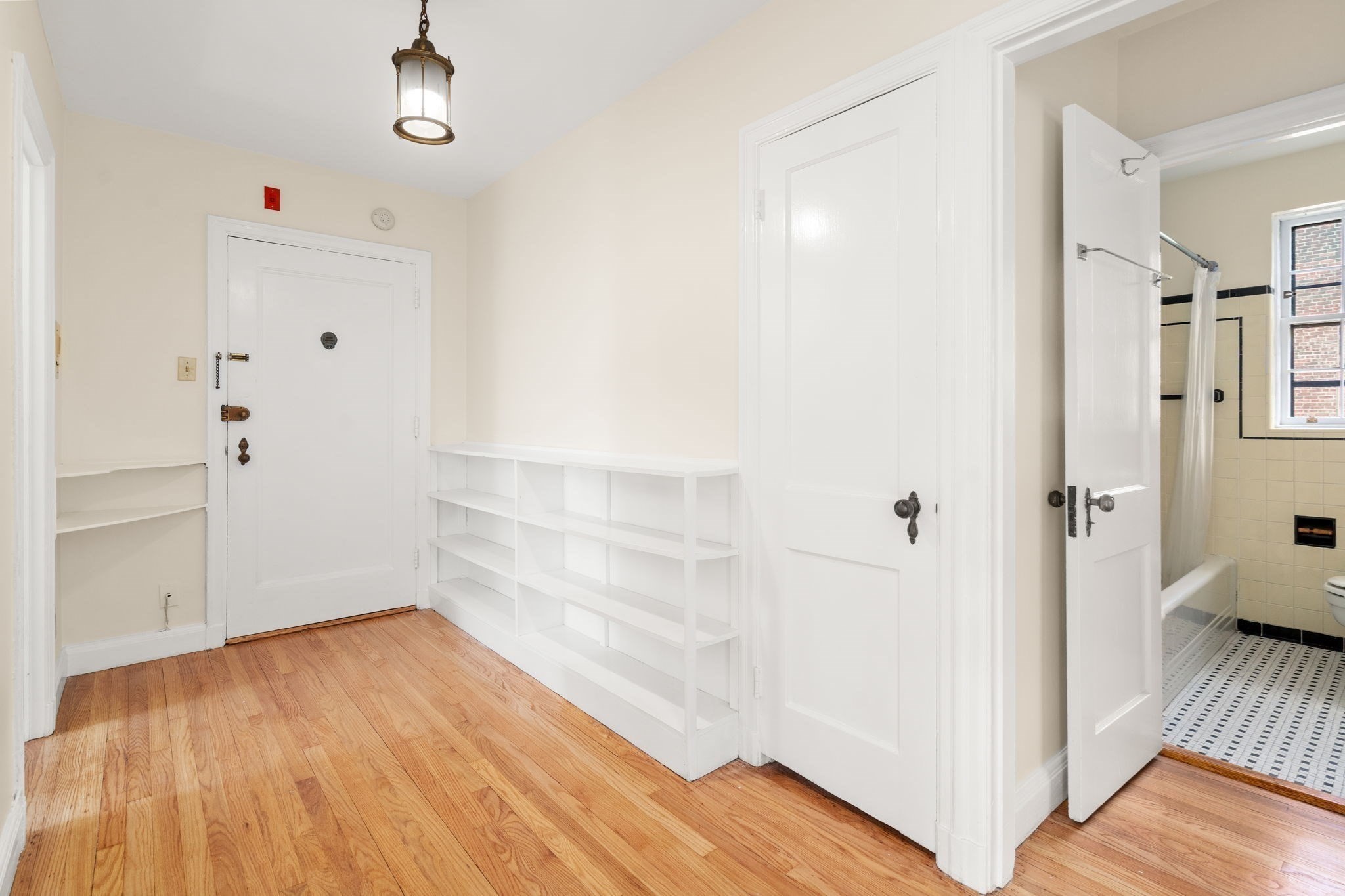 12 Kilsyth Terrace # 33