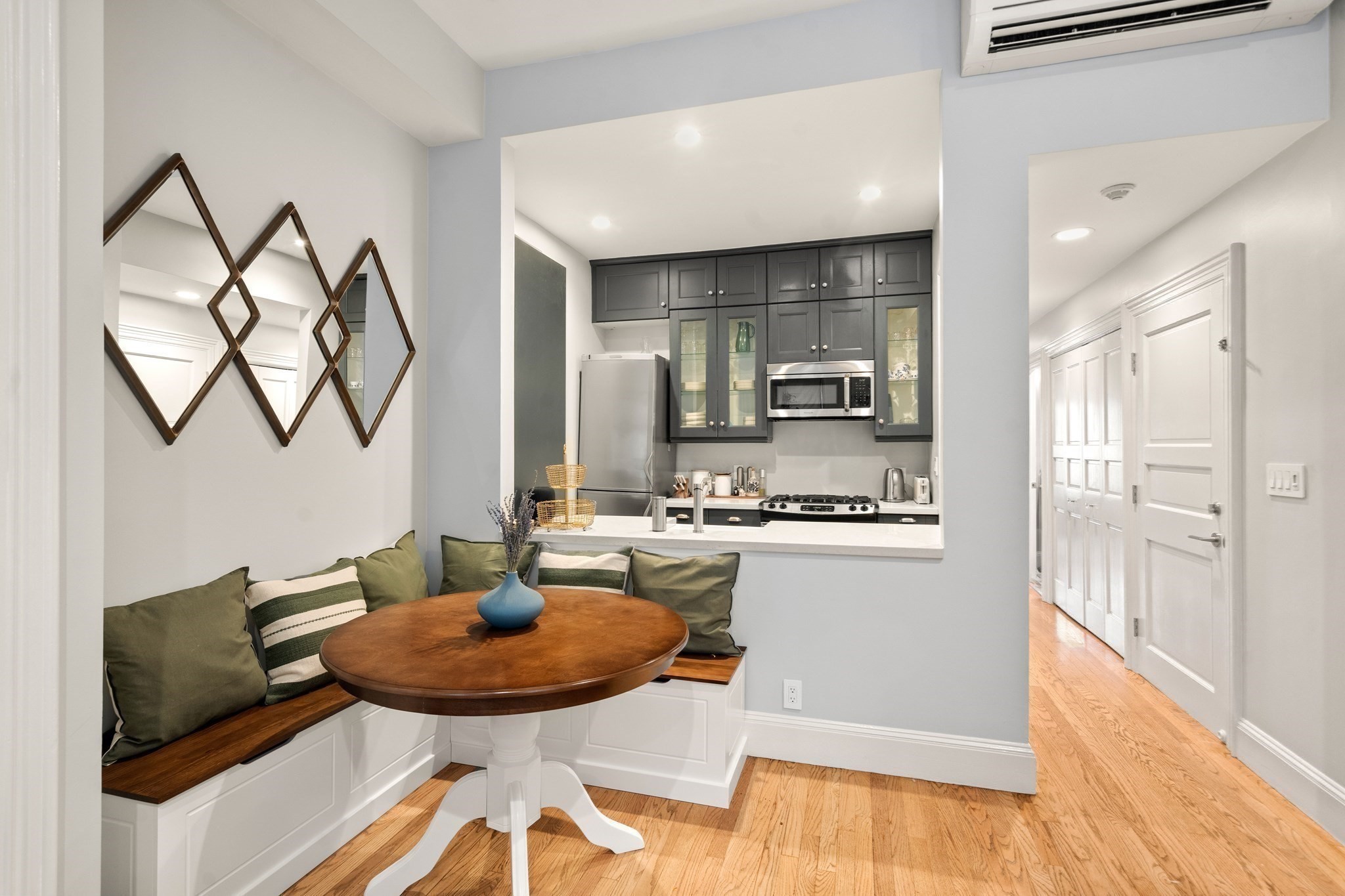 209 W Canton St # 3