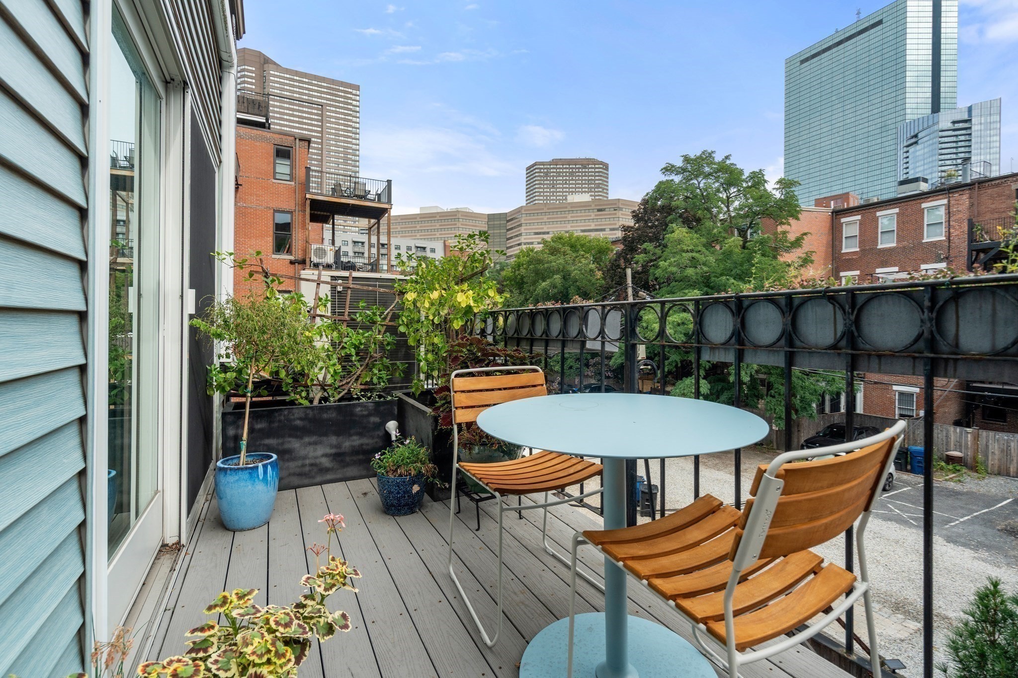 209 W Canton St # 3