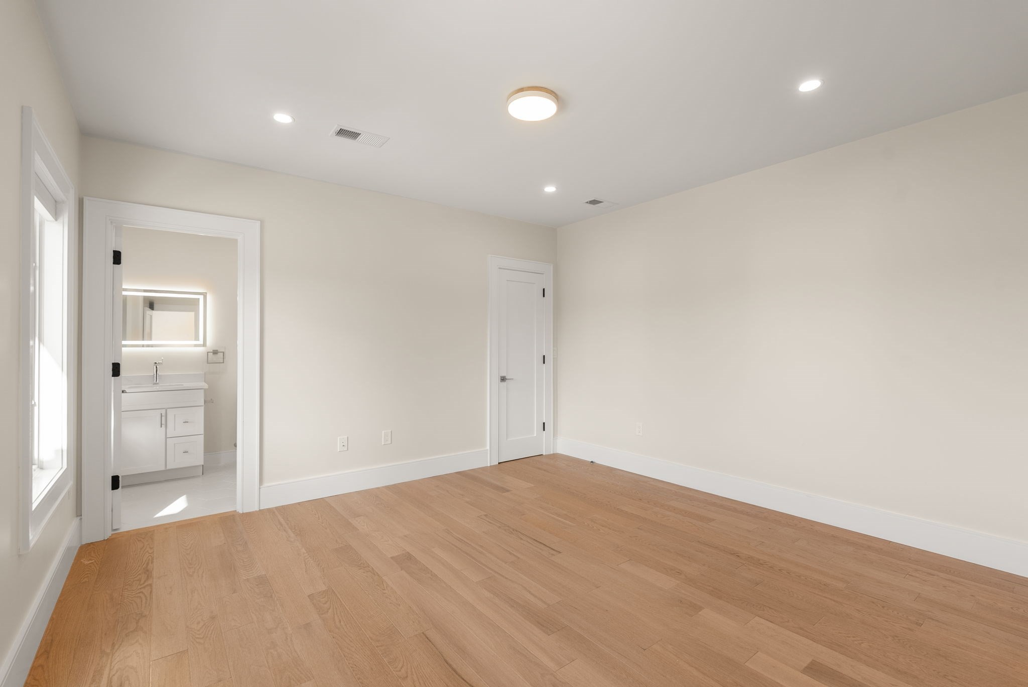 82 Lexington Street # 82