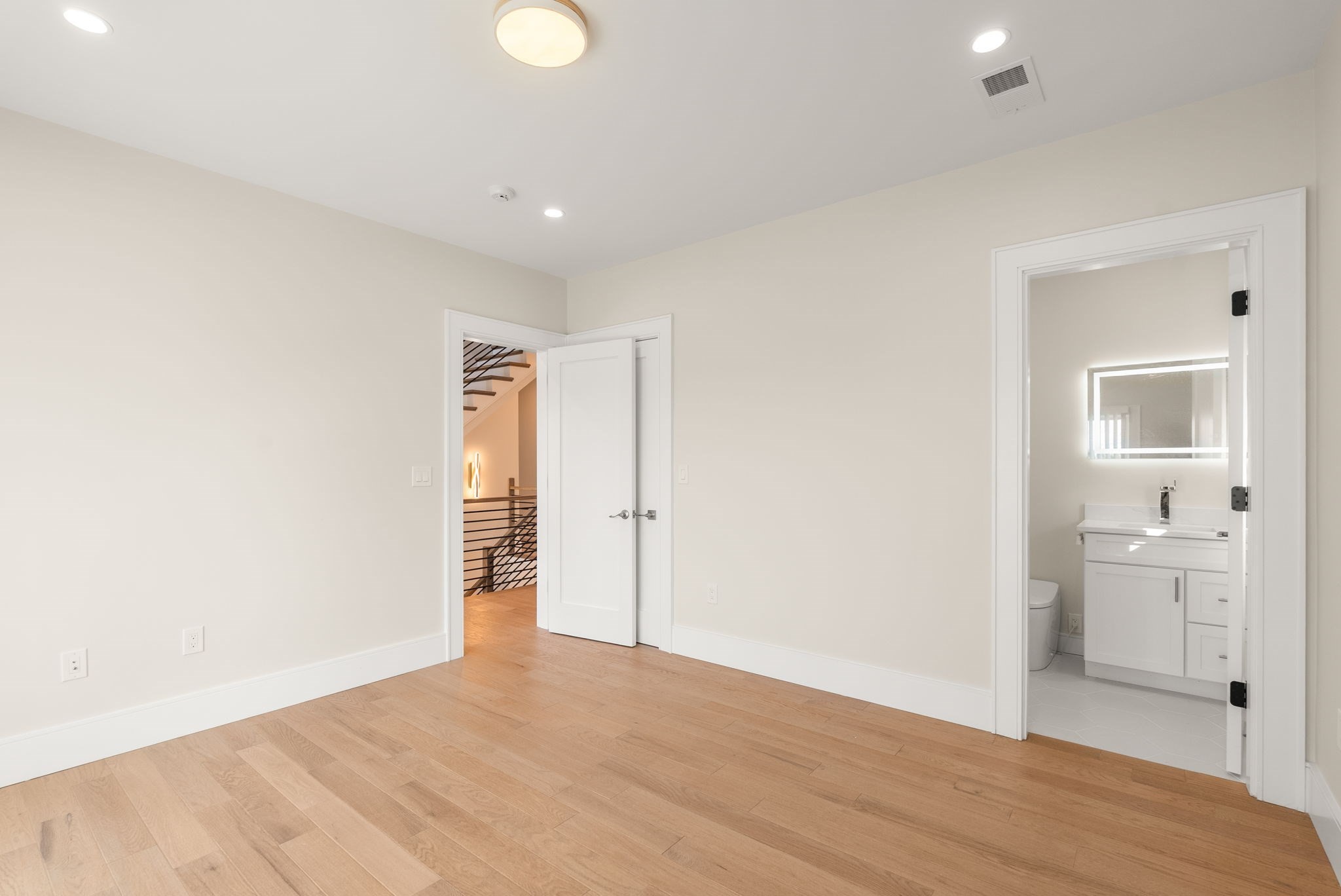 82 Lexington Street # 82