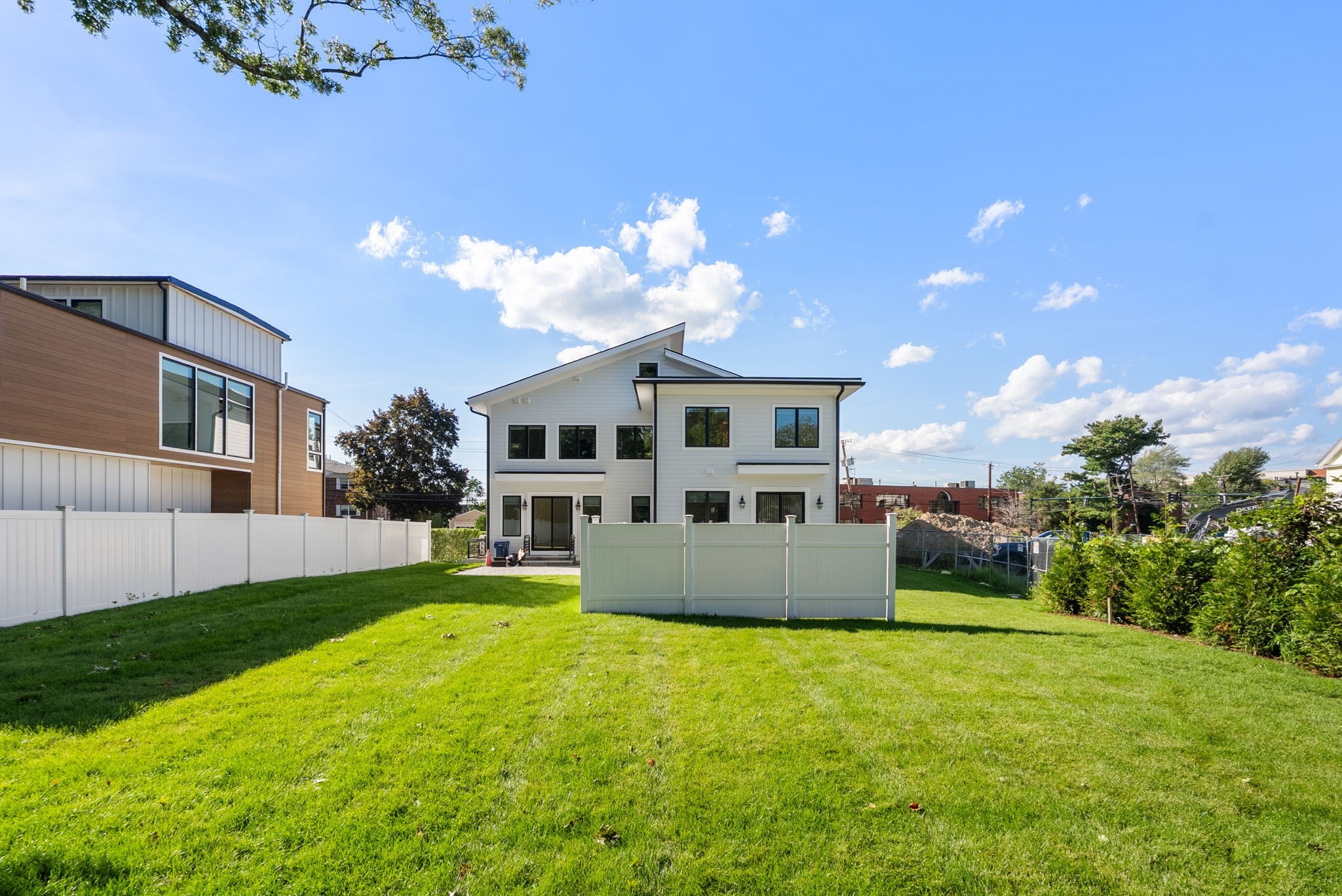 82 Lexington Street # 82