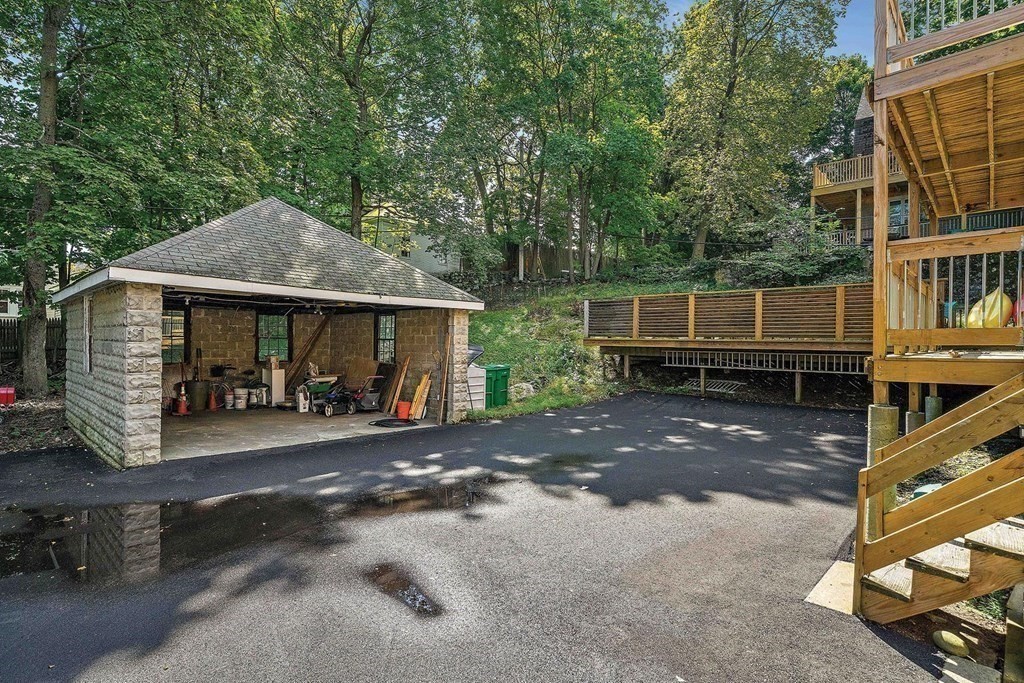 54 Crosby Rd # 2