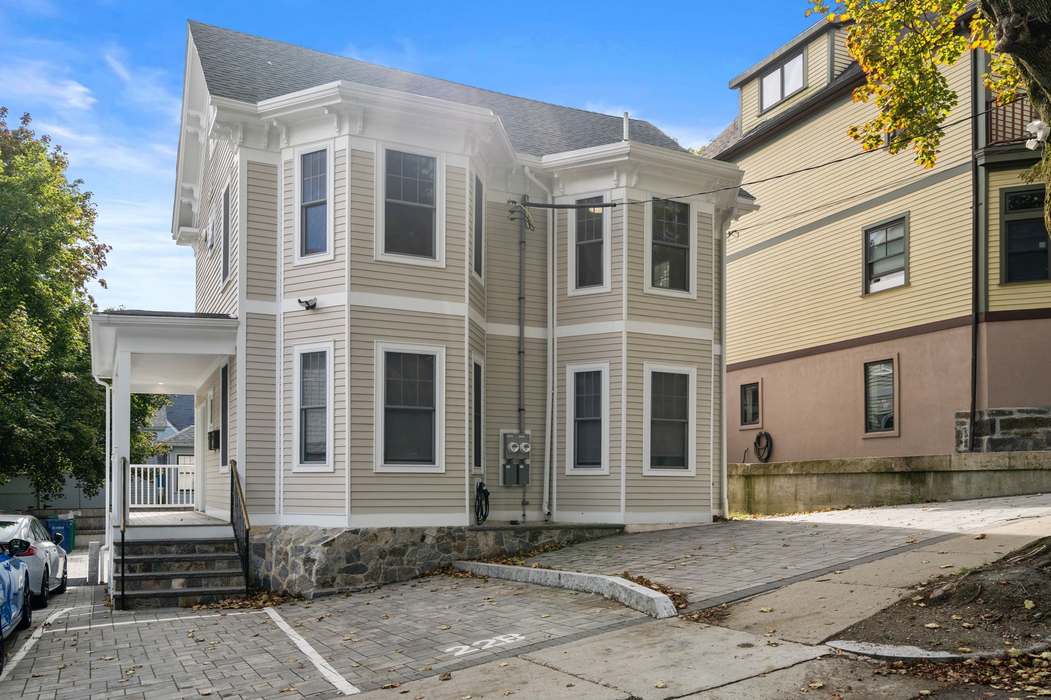 22 Oakland Street # B