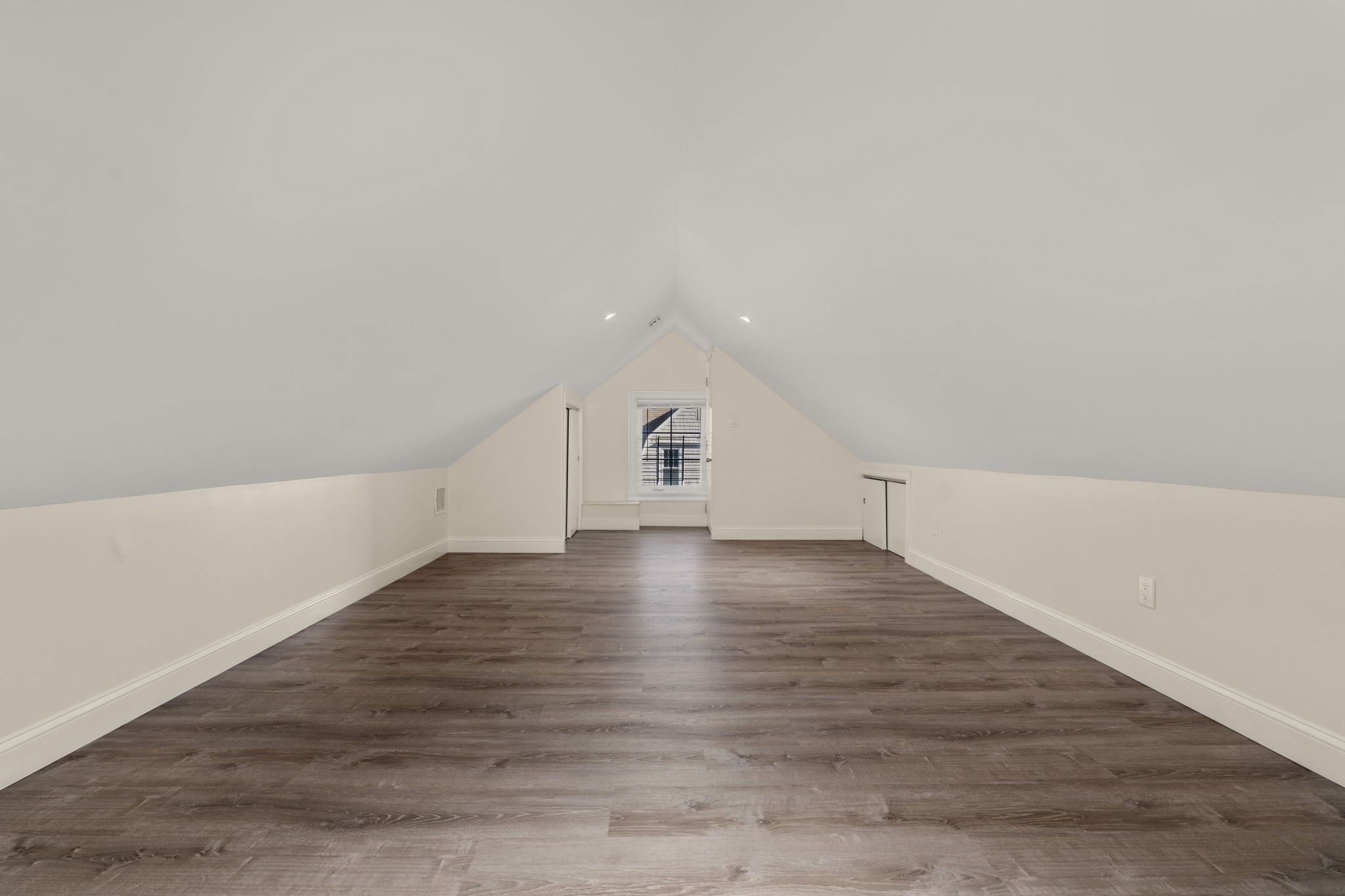 22 Oakland Street # B