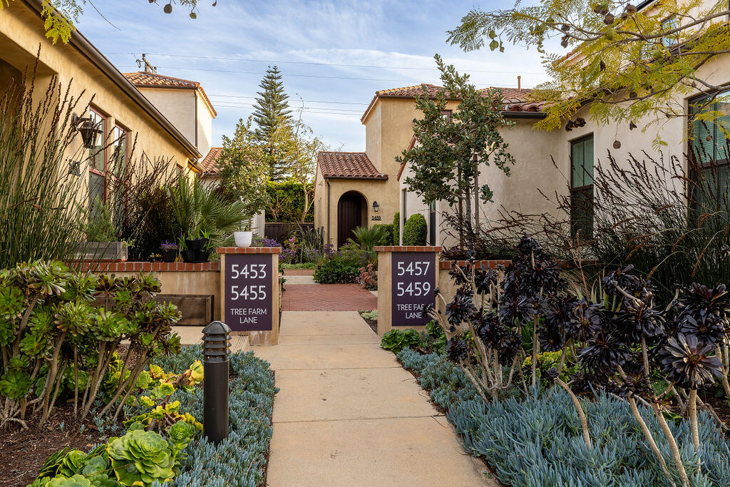 5459 Tree Farm Lane