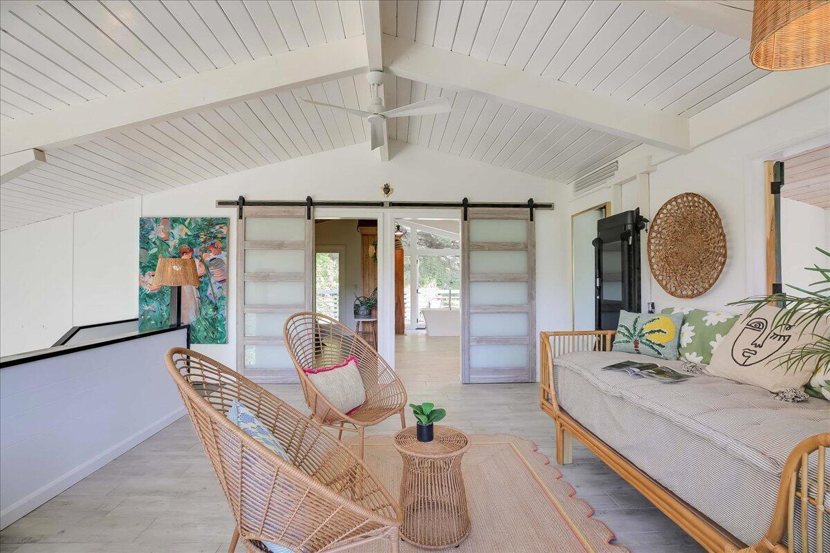 2253 Las Canoas Road