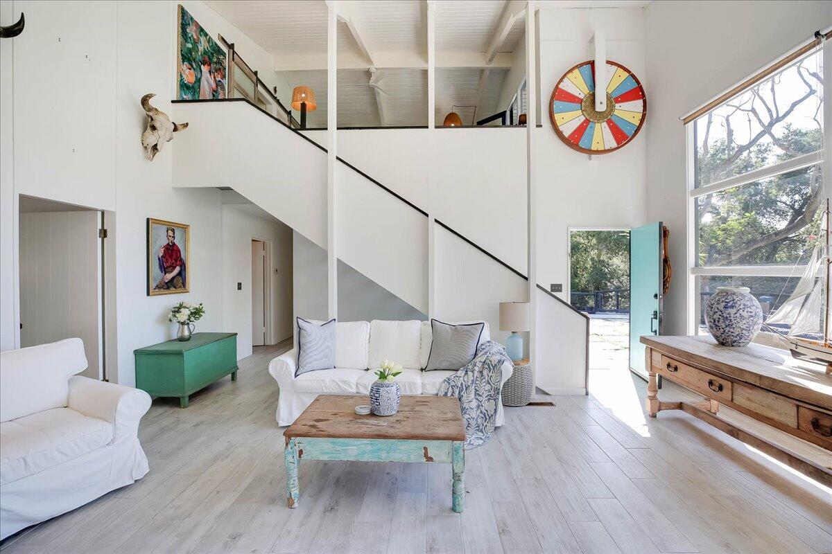 2253 Las Canoas Road