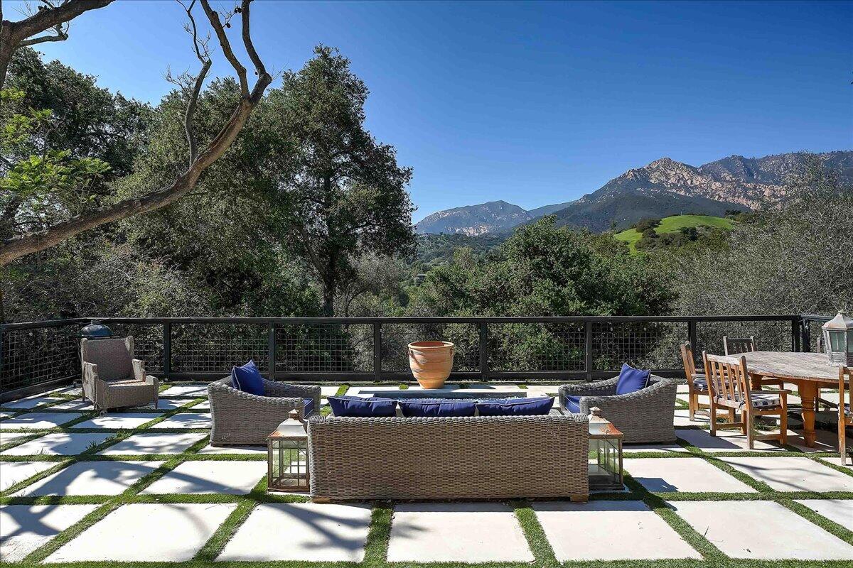 2253 Las Canoas Road