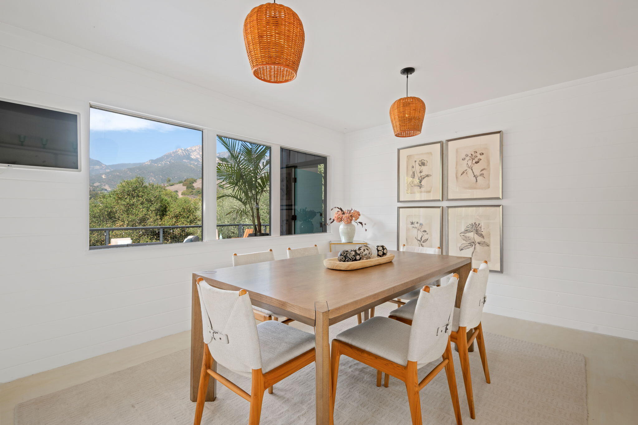 2253 Las Canoas Road