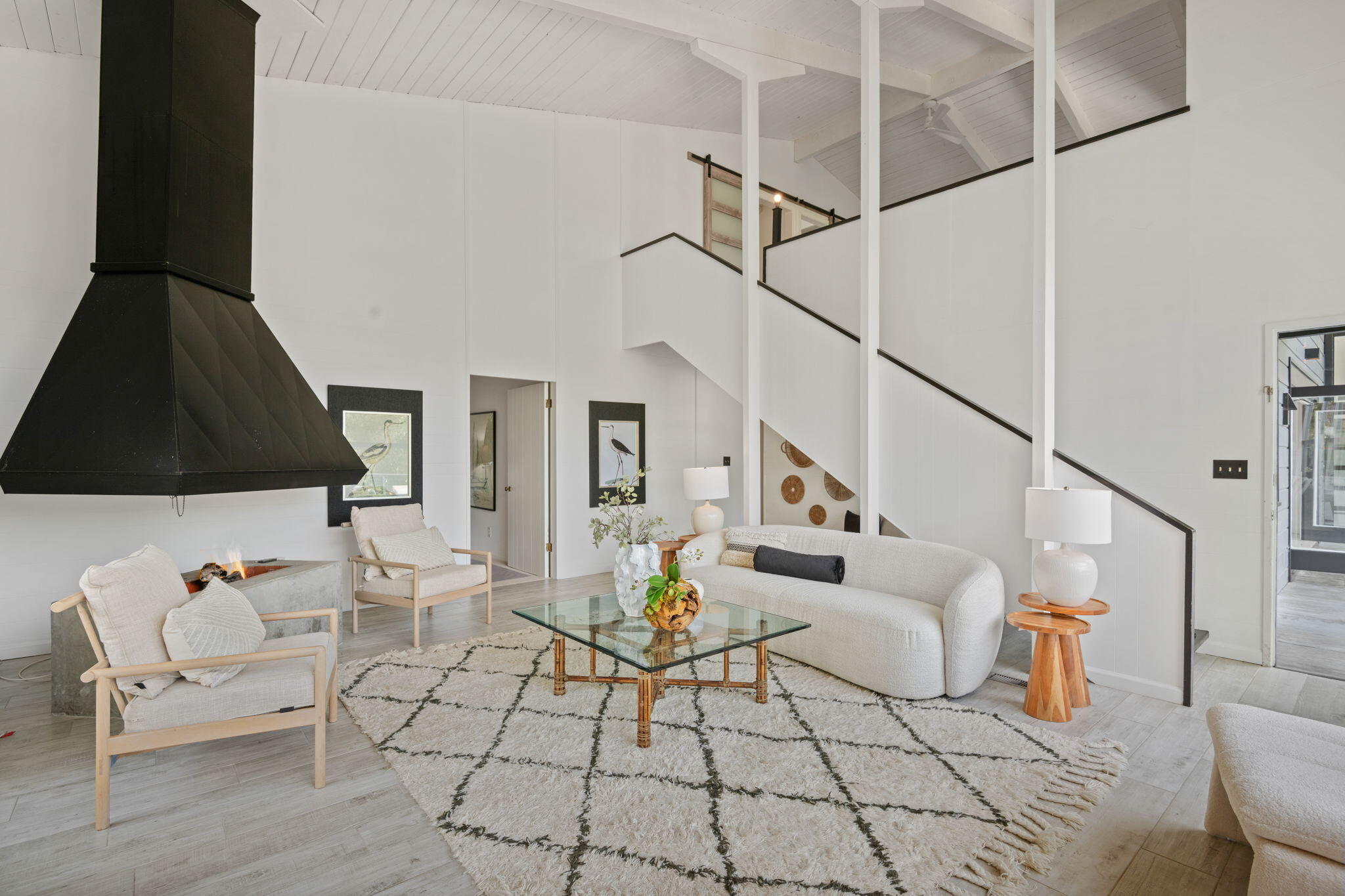 2253 Las Canoas Road