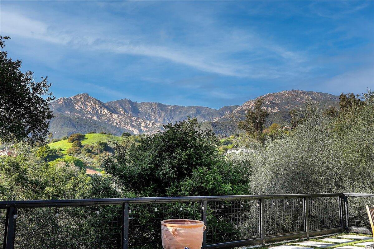 2253 Las Canoas Road