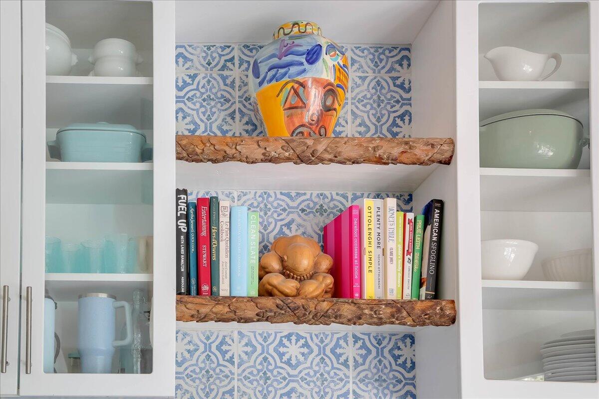 2253 Las Canoas Road