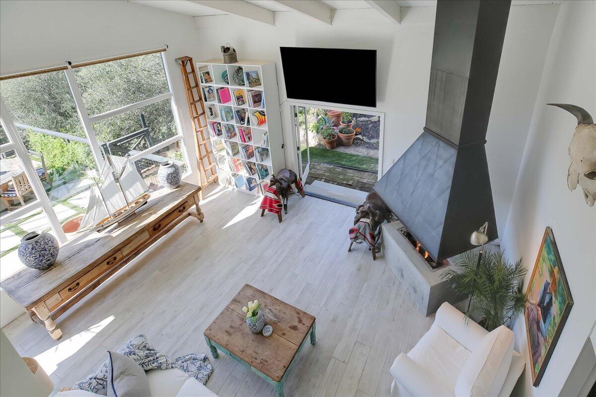 2253 Las Canoas Road