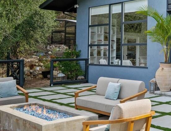 2253 Las Canoas Road